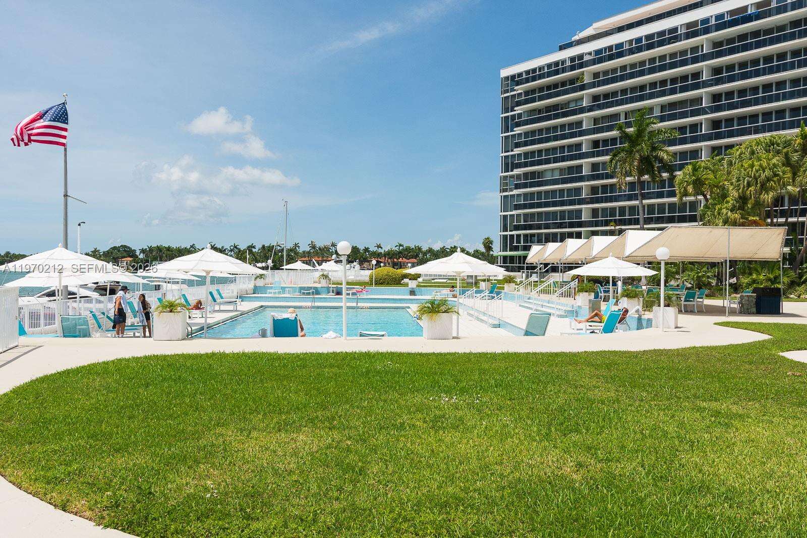 King Cole at 900 Bay Dr, Miami Beach, FL 33141 - For Rent photo 52