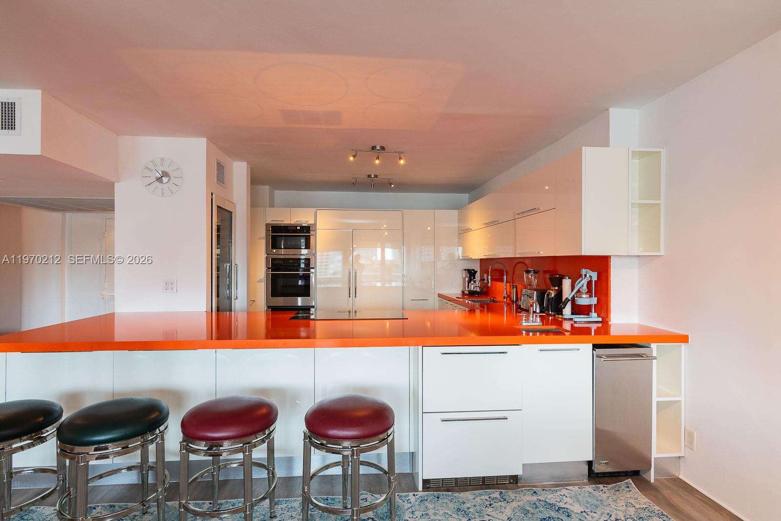 King Cole at 900 Bay Dr, Miami Beach, FL 33141 - For Rent photo 8