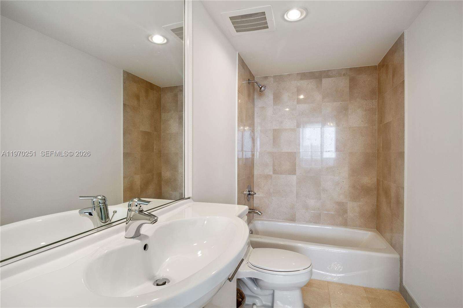 The Beach Club Two at 1830 Ocean Dr, Hallandale Beach, FL 33009 - For Rent photo 21