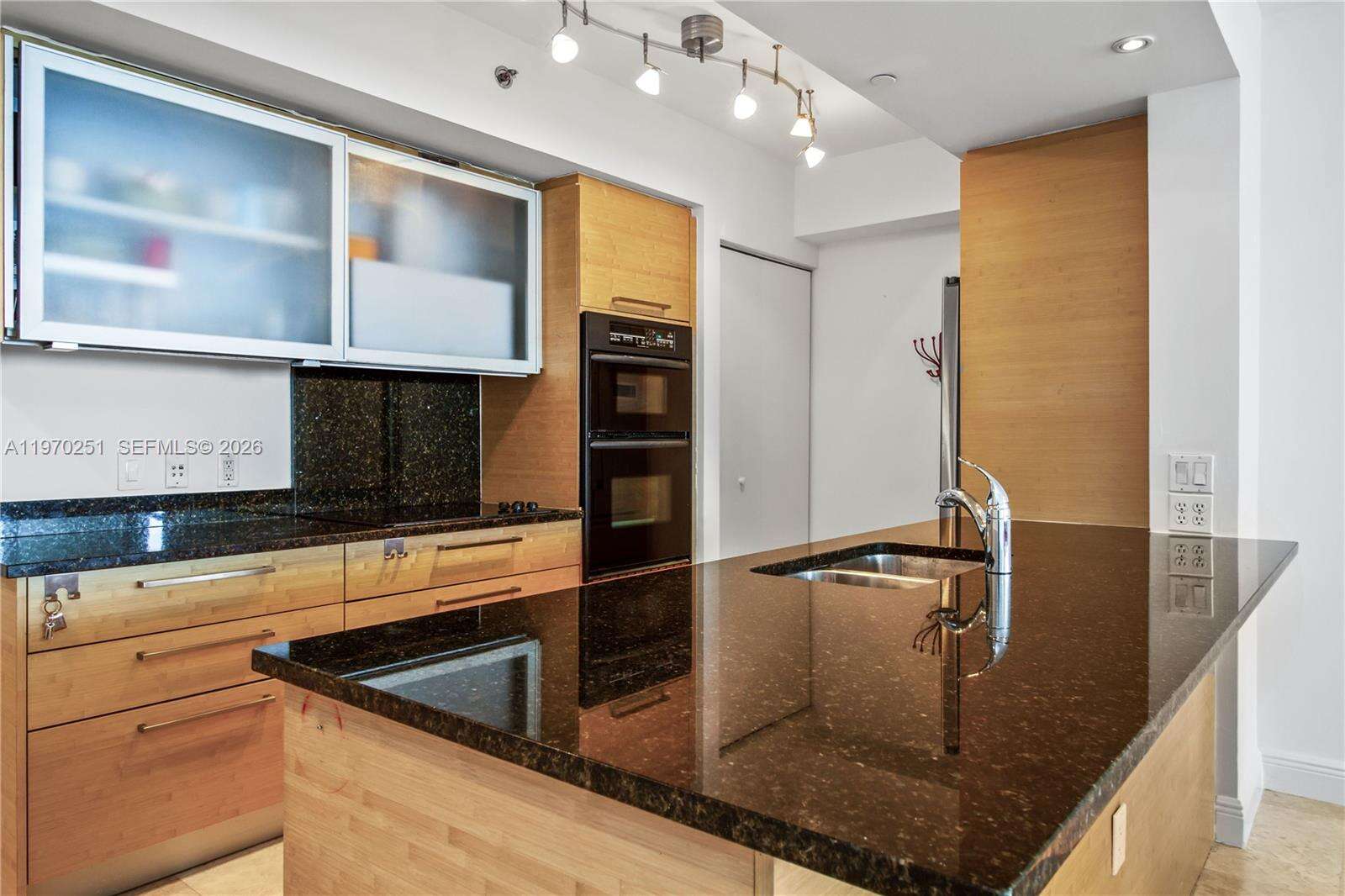 The Beach Club Two at 1830 Ocean Dr, Hallandale Beach, FL 33009 - For Rent photo 10