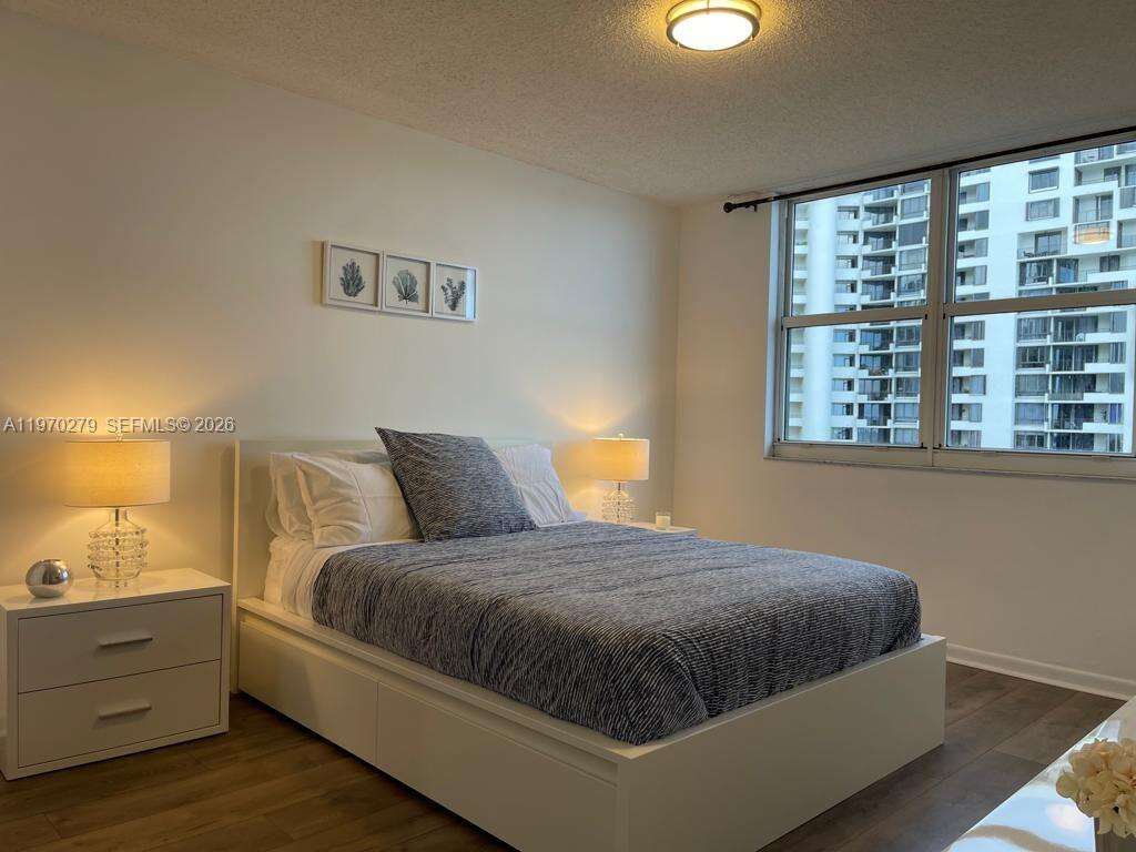 Isola at 770 Claughton Island Dr, Miami, FL 33131 - For Rent photo 16