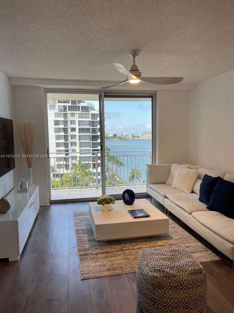 Isola at 770 Claughton Island Dr, Miami, FL 33131 - For Rent photo 3