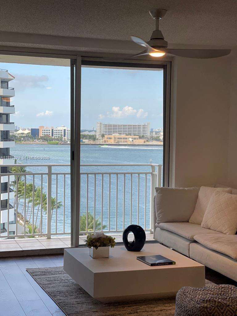 Isola at 770 Claughton Island Dr, Miami, FL 33131 - For Rent photo 5