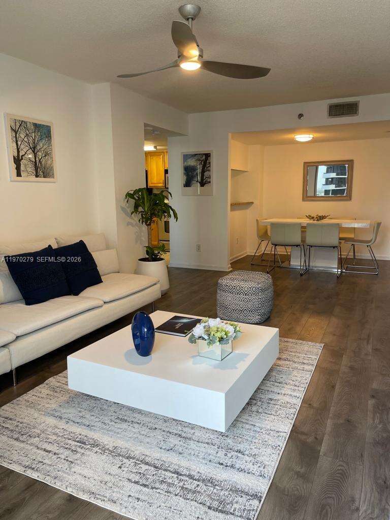 Isola at 770 Claughton Island Dr, Miami, FL 33131 - For Rent photo 7