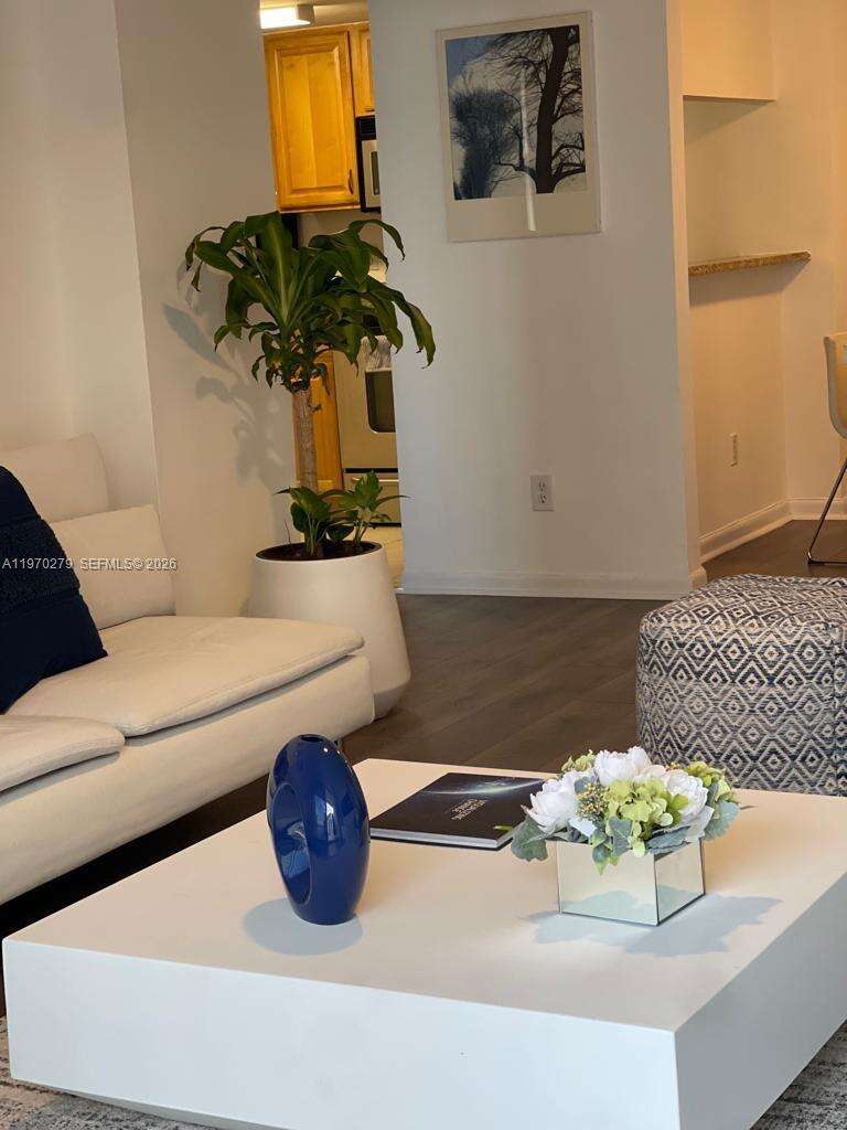 Isola at 770 Claughton Island Dr, Miami, FL 33131 - For Rent photo 8