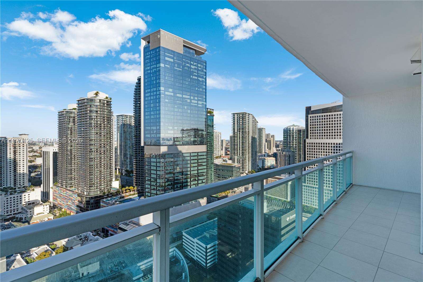 The Plaza On Brickell West at 951 Brickell Ave, Miami, FL 33131 - For Rent photo 14