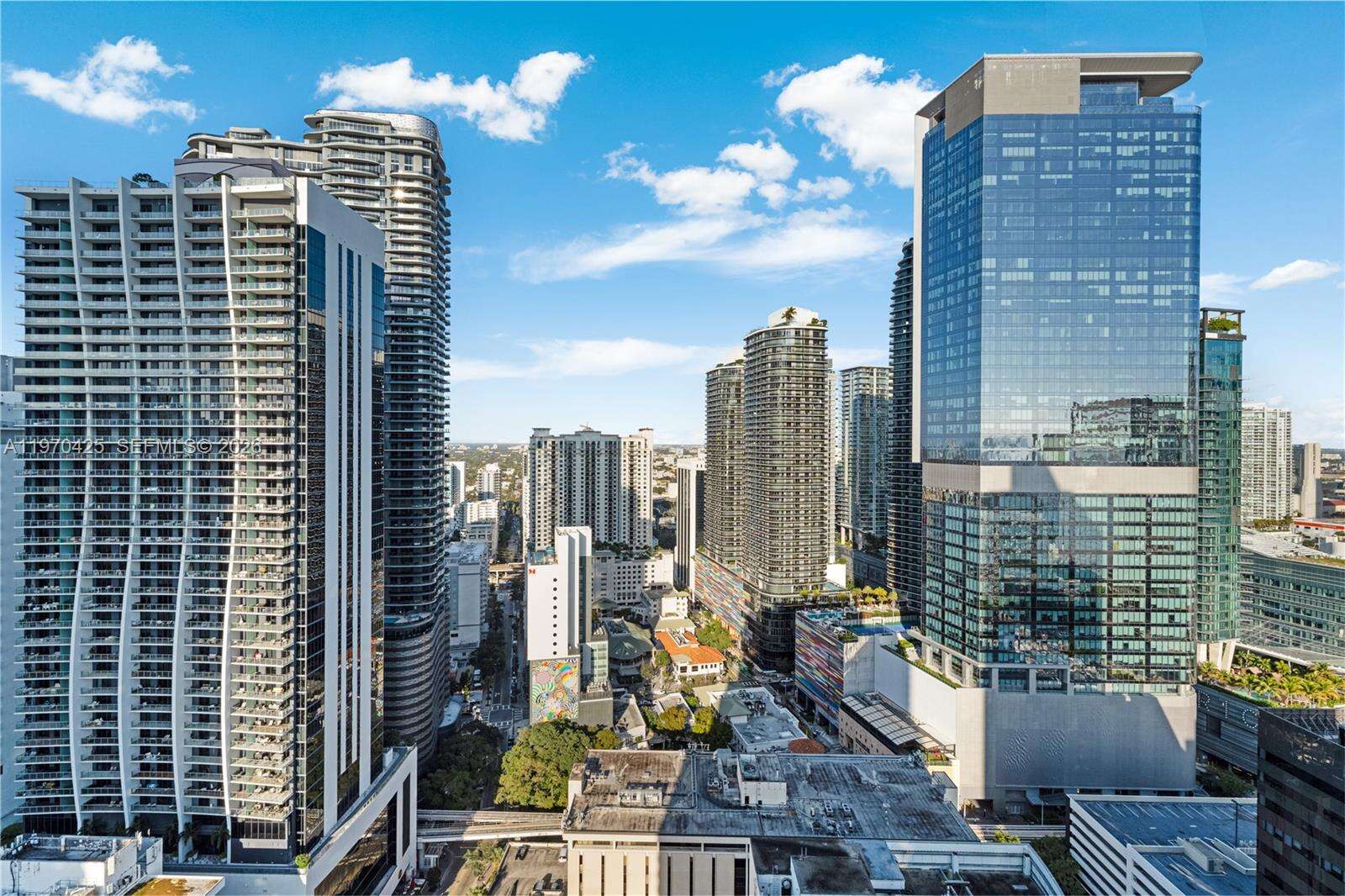 The Plaza On Brickell West at 951 Brickell Ave, Miami, FL 33131 - For Rent photo 15