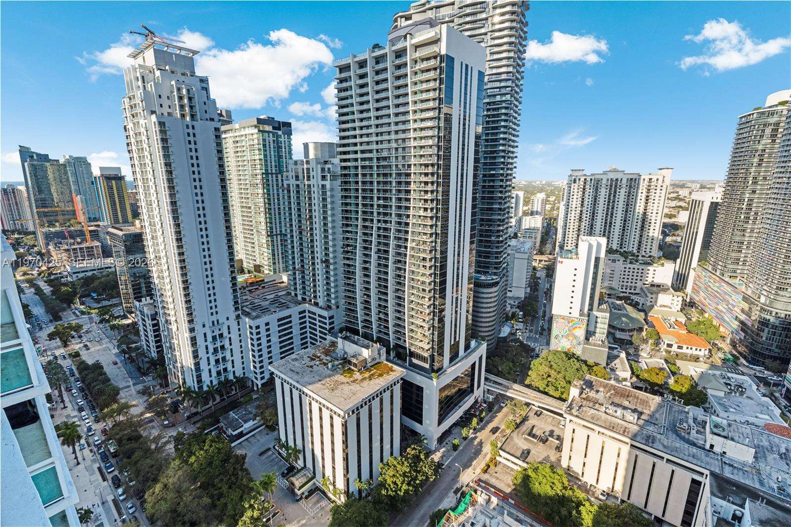 The Plaza On Brickell West at 951 Brickell Ave, Miami, FL 33131 - For Rent photo 16