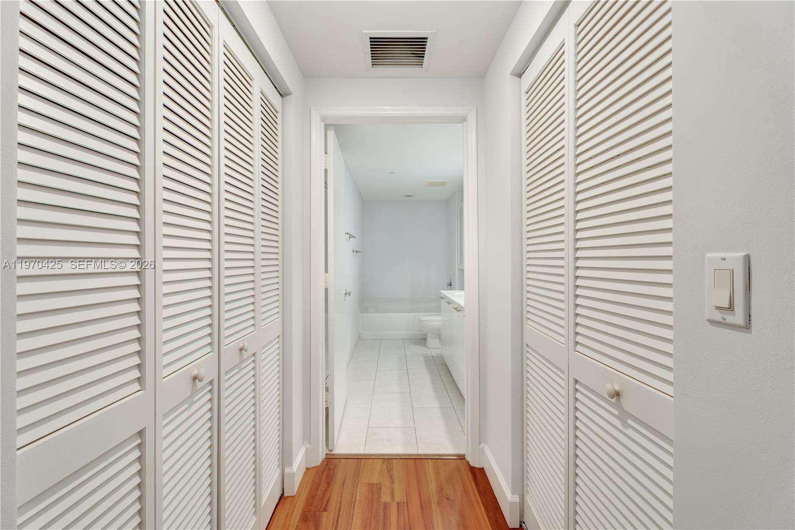 The Plaza On Brickell West at 951 Brickell Ave, Miami, FL 33131 - For Rent photo 23