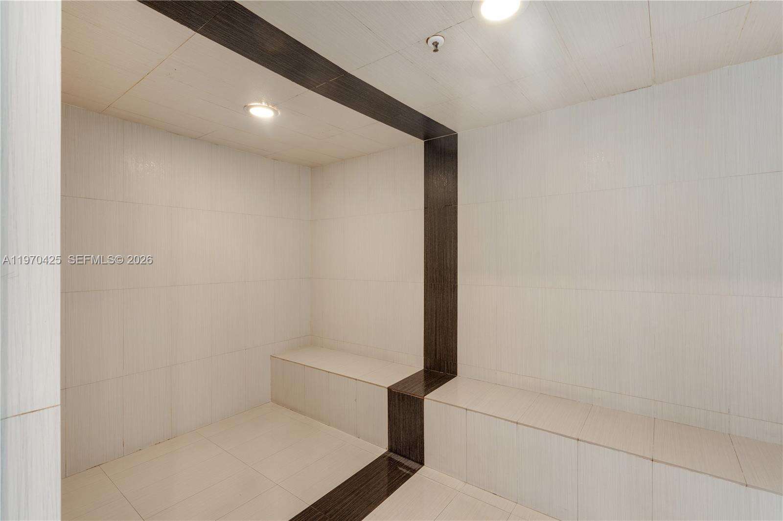 The Plaza On Brickell West at 951 Brickell Ave, Miami, FL 33131 - For Rent photo 41