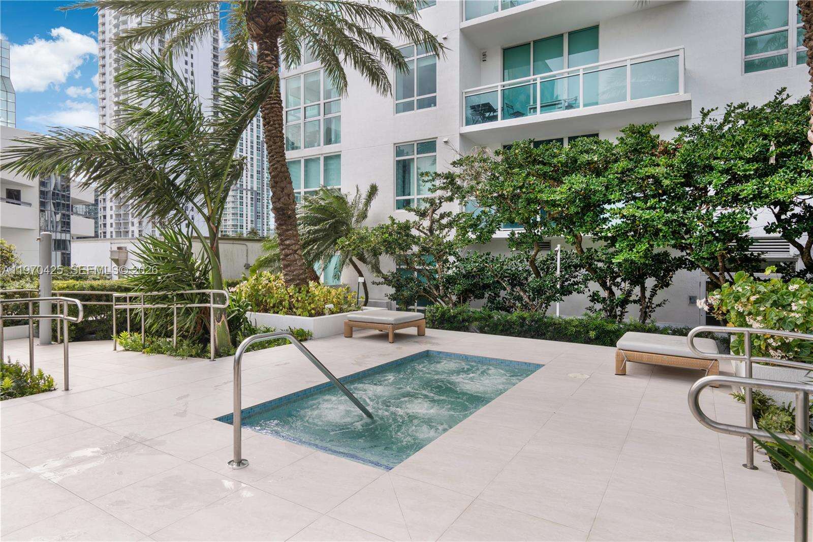 The Plaza On Brickell West at 951 Brickell Ave, Miami, FL 33131 - For Rent photo 43