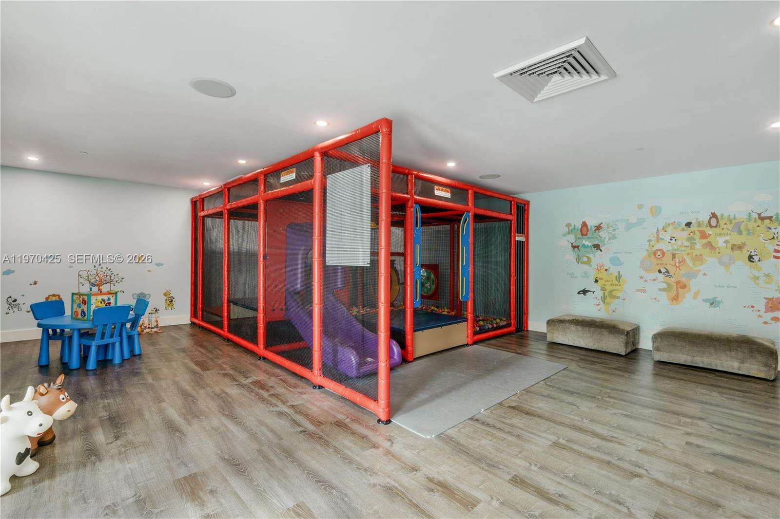 The Plaza On Brickell West at 951 Brickell Ave, Miami, FL 33131 - For Rent photo 47