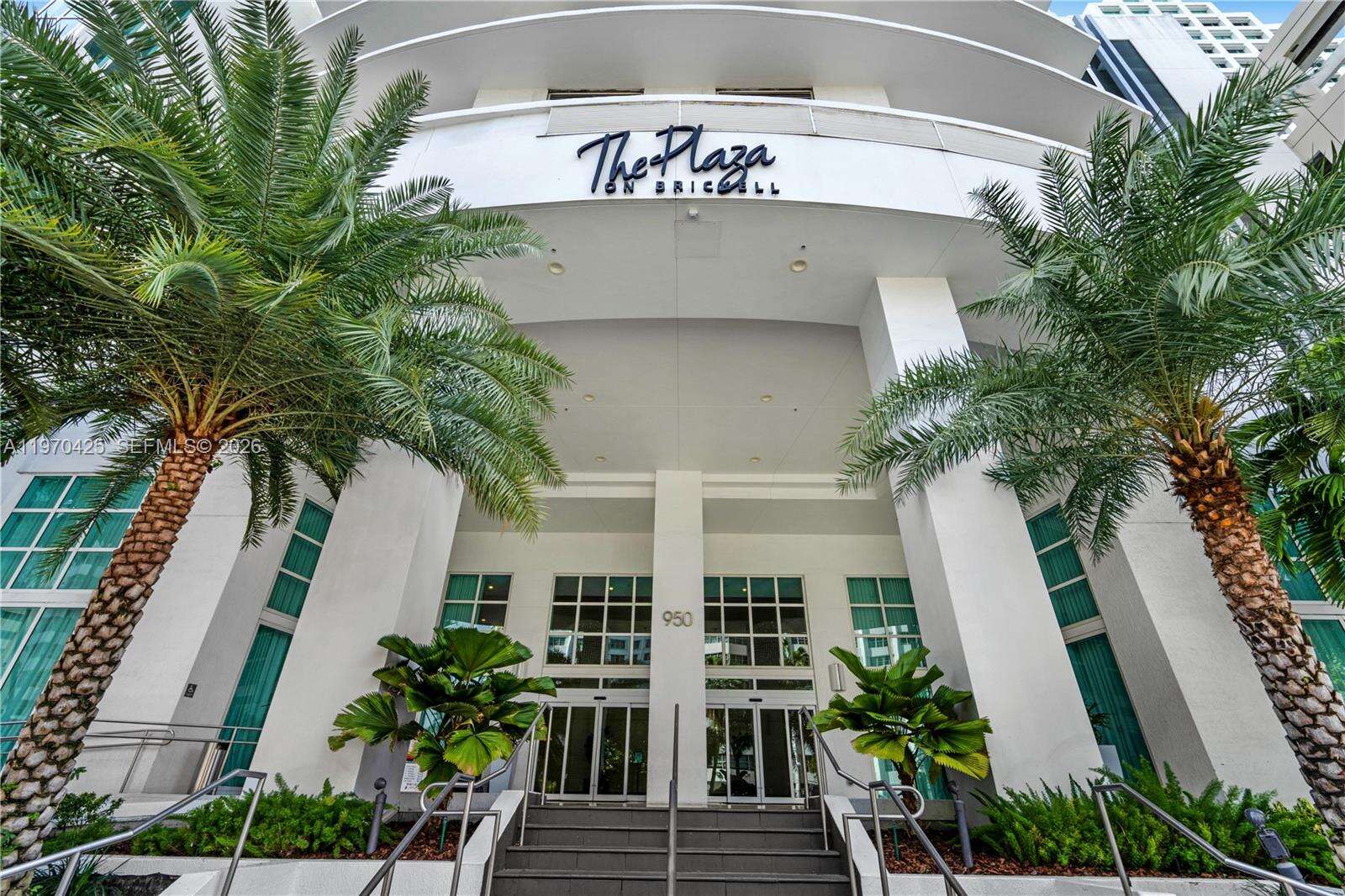 The Plaza On Brickell West at 951 Brickell Ave, Miami, FL 33131 - For Rent photo 52