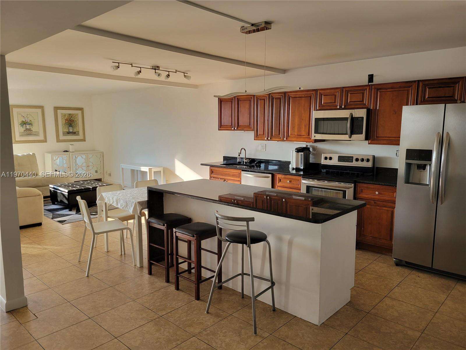 Villa Dorada at 20381 30 Ave, Aventura, FL 33180 - For Rent photo 19