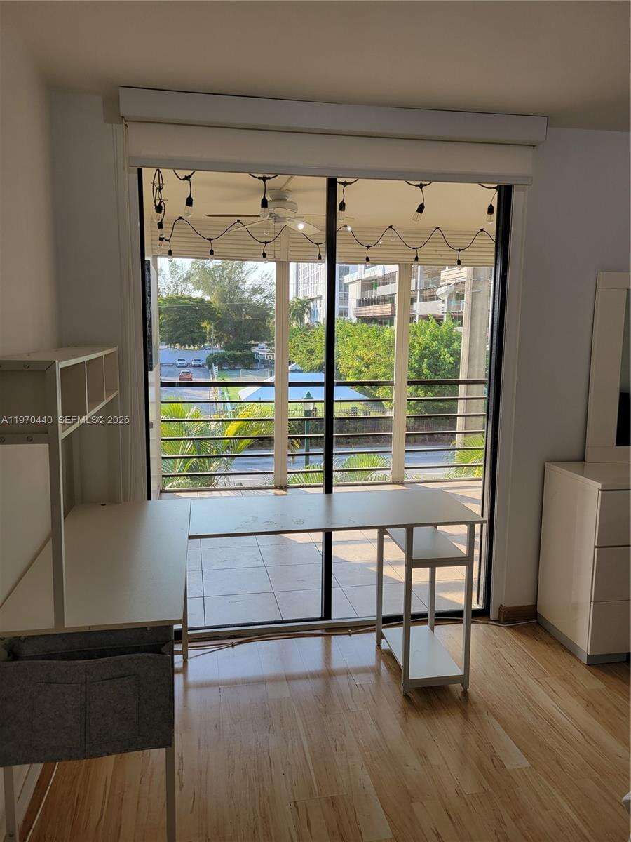 Villa Dorada at 20381 30 Ave, Aventura, FL 33180 - For Rent photo 22