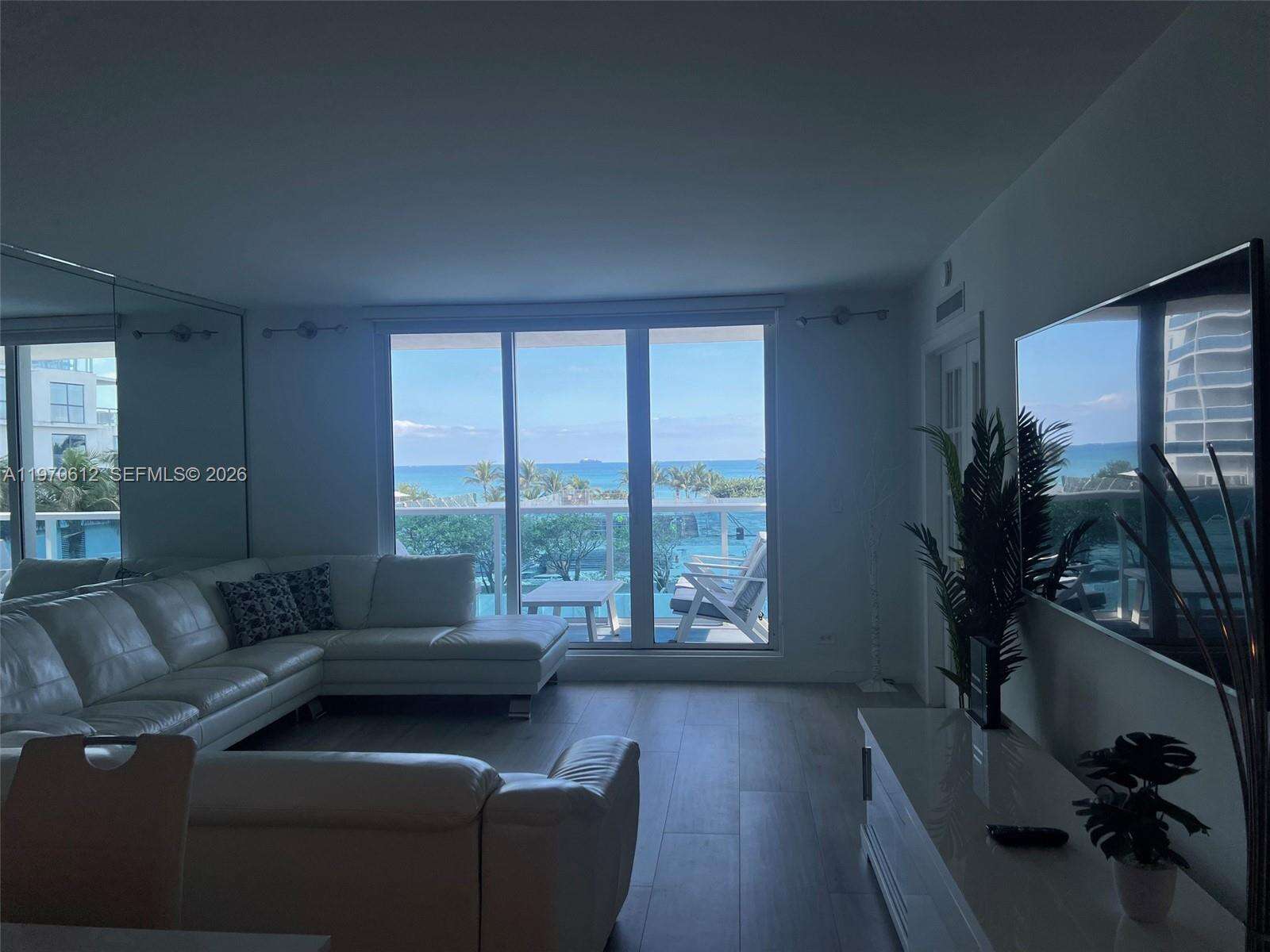 Roney Palace at 2301 Collins Ave, Miami Beach, FL 33139 - For Rent photo 40