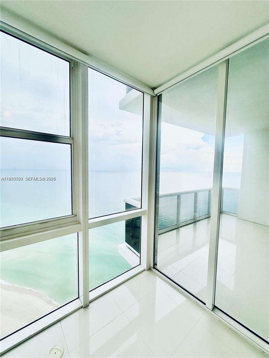Trump Royale at 18201 Collins Ave, Sunny Isles Beach, FL 33160 - For Rent photo 12