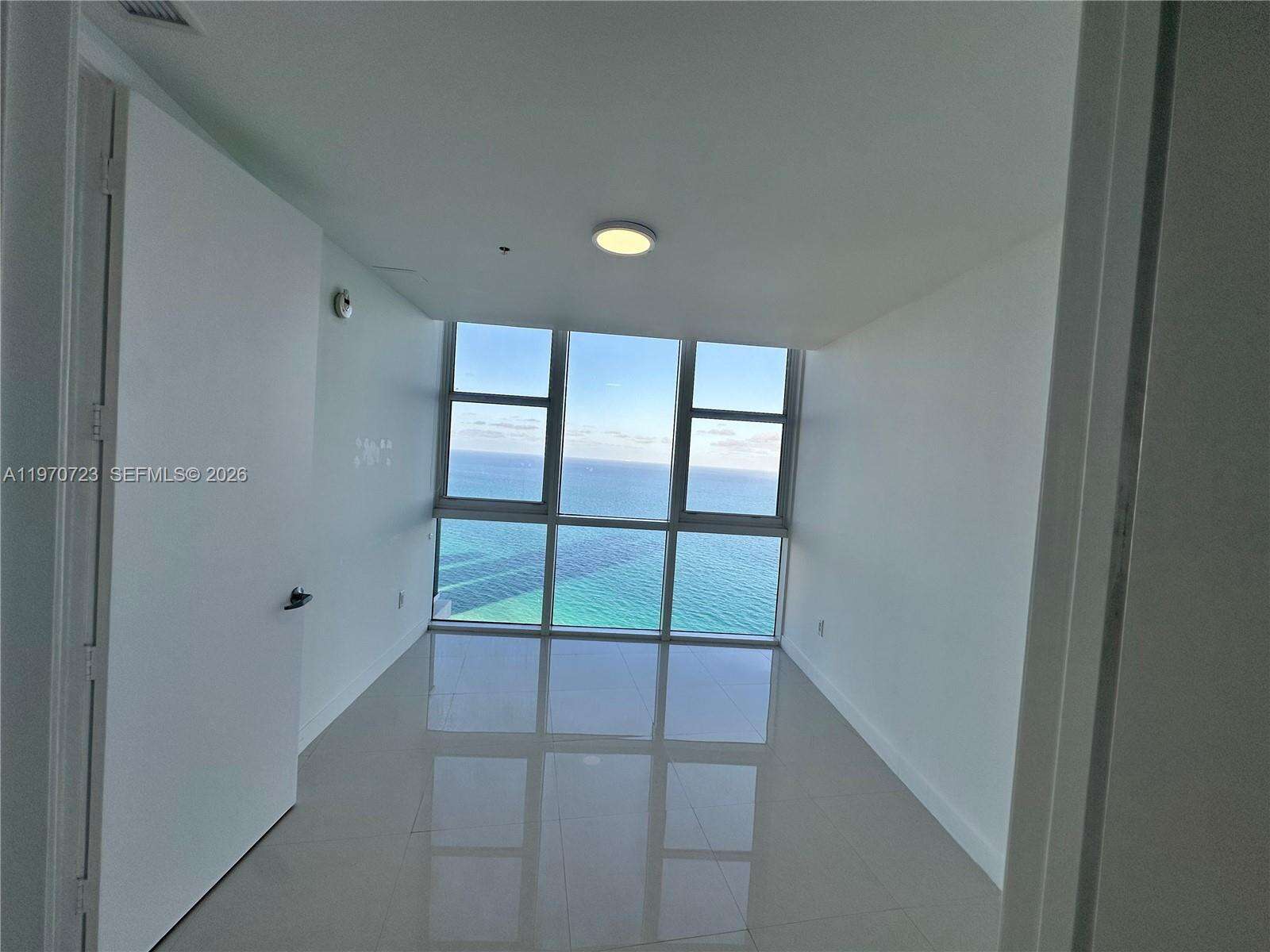Trump Royale at 18201 Collins Ave, Sunny Isles Beach, FL 33160 - For Rent photo 22