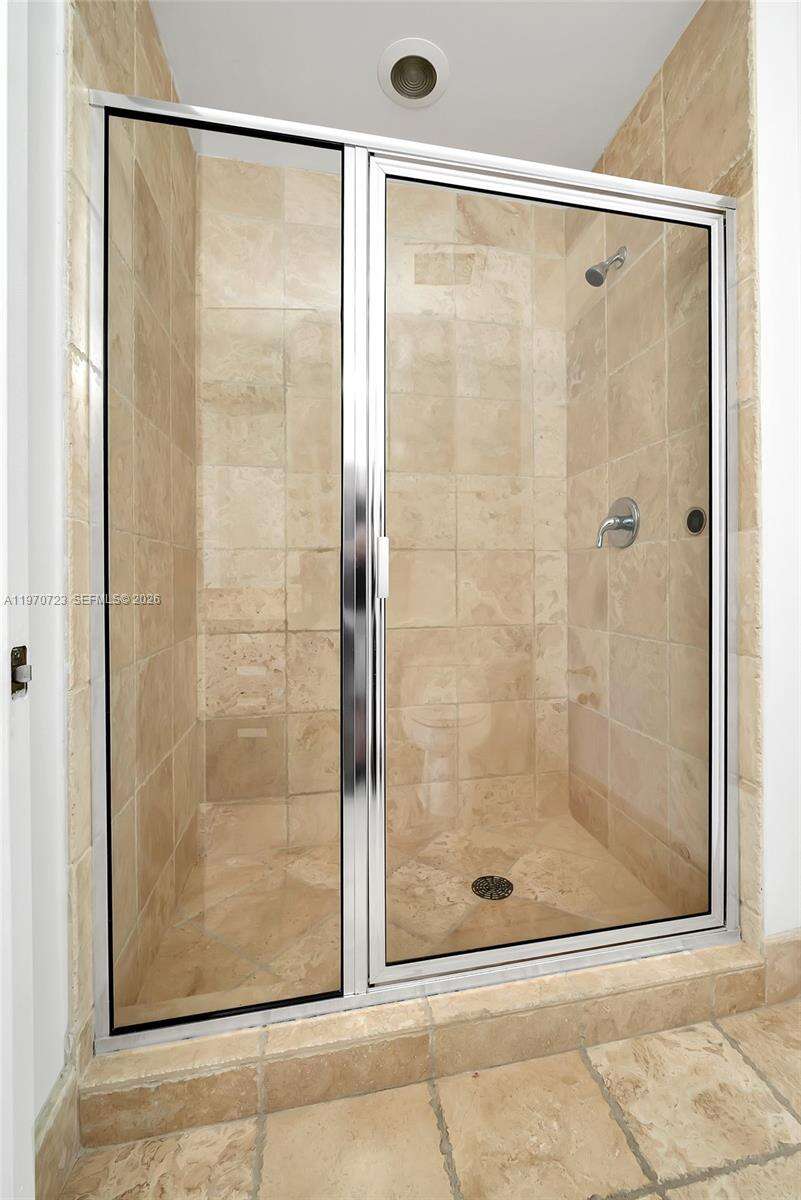 Trump Royale at 18201 Collins Ave, Sunny Isles Beach, FL 33160 - For Rent photo 26