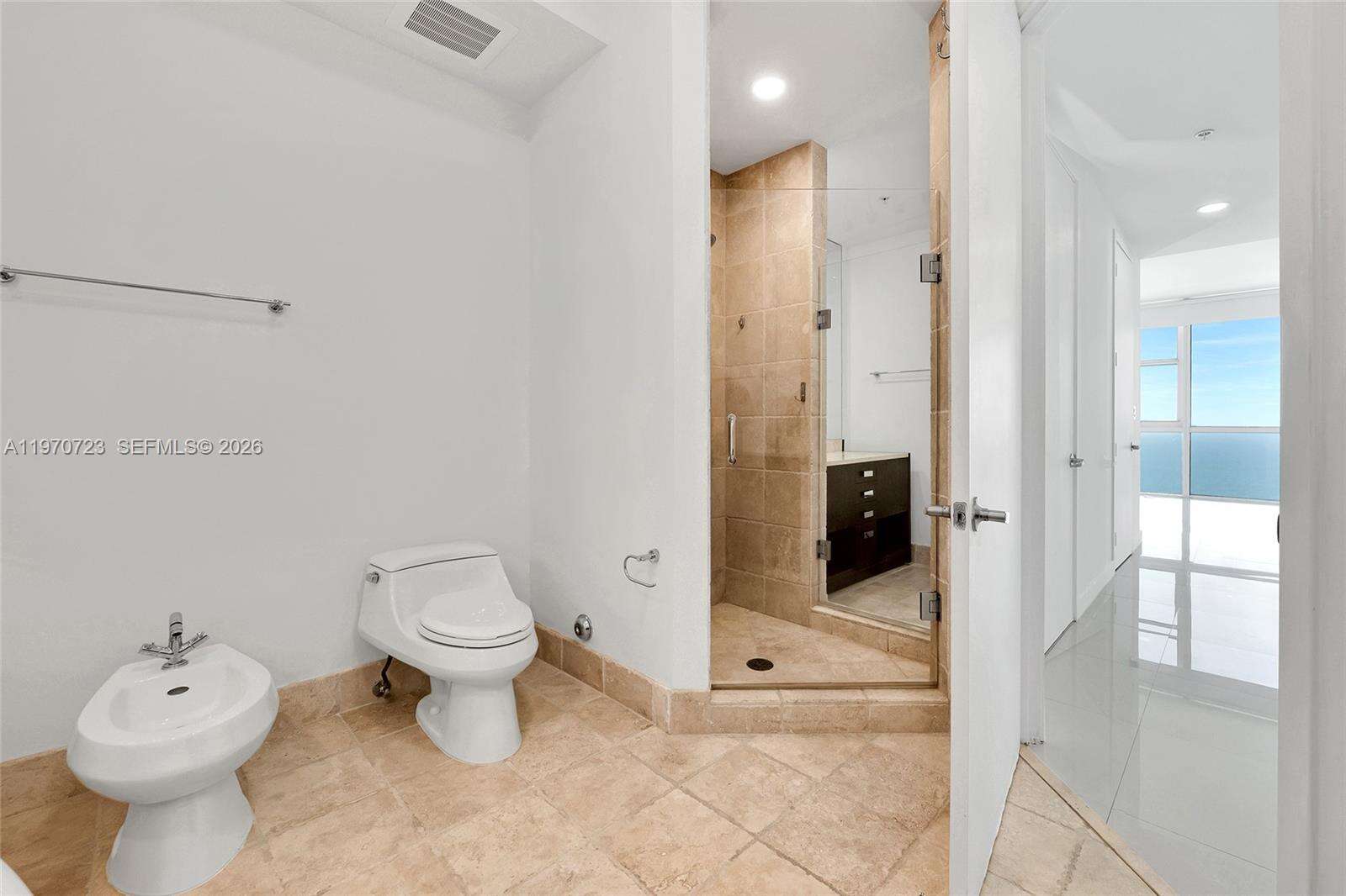 Trump Royale at 18201 Collins Ave, Sunny Isles Beach, FL 33160 - For Rent photo 37