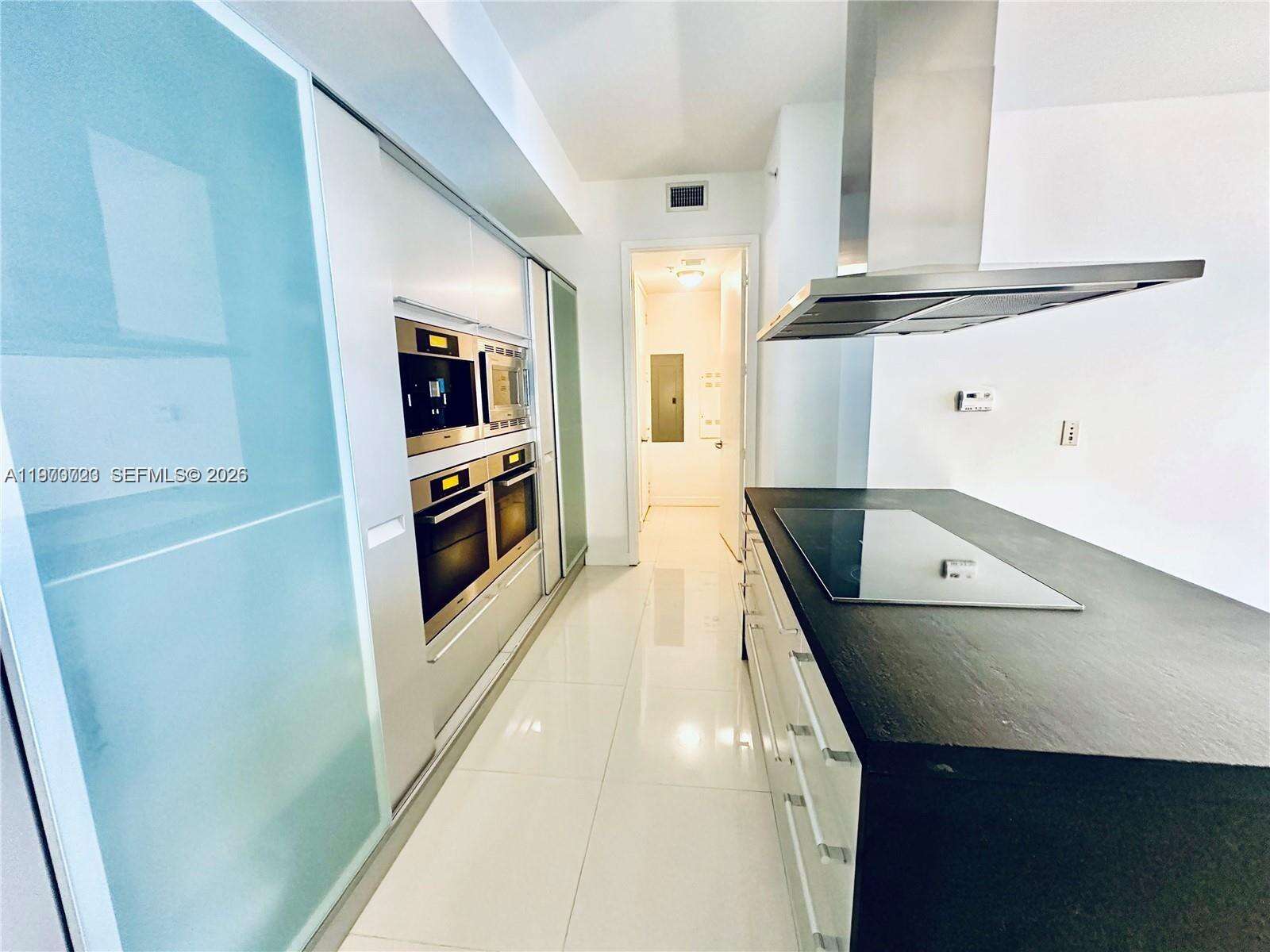 Trump Royale at 18201 Collins Ave, Sunny Isles Beach, FL 33160 - For Rent photo 7