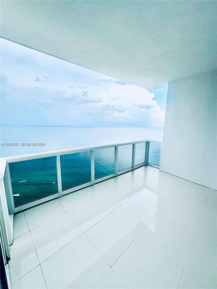 Trump Royale at 18201 Collins Ave, Sunny Isles Beach, FL 33160 - For Rent photo 10