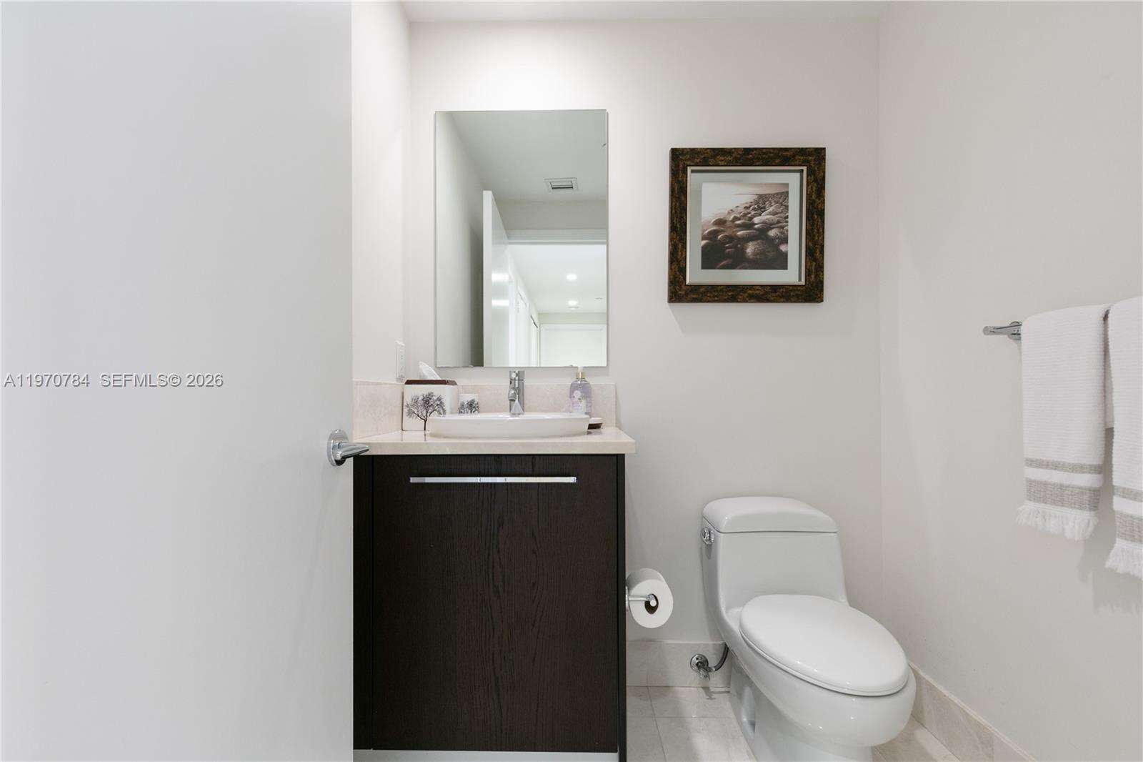 Jade Ocean at 17121 Collins Ave, Sunny Isles Beach, FL 33160 - For Rent photo 28
