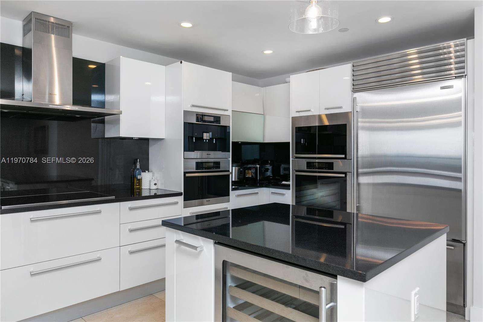 Jade Ocean at 17121 Collins Ave, Sunny Isles Beach, FL 33160 - For Rent photo 5