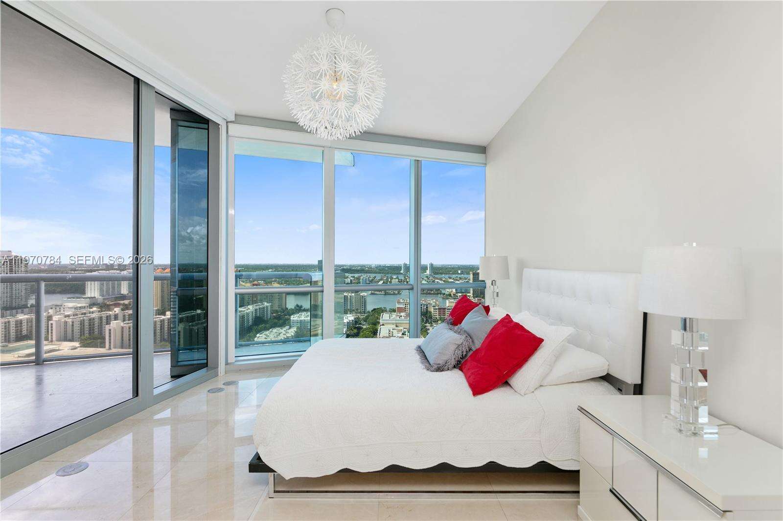 Jade Ocean at 17121 Collins Ave, Sunny Isles Beach, FL 33160 - For Rent photo 10