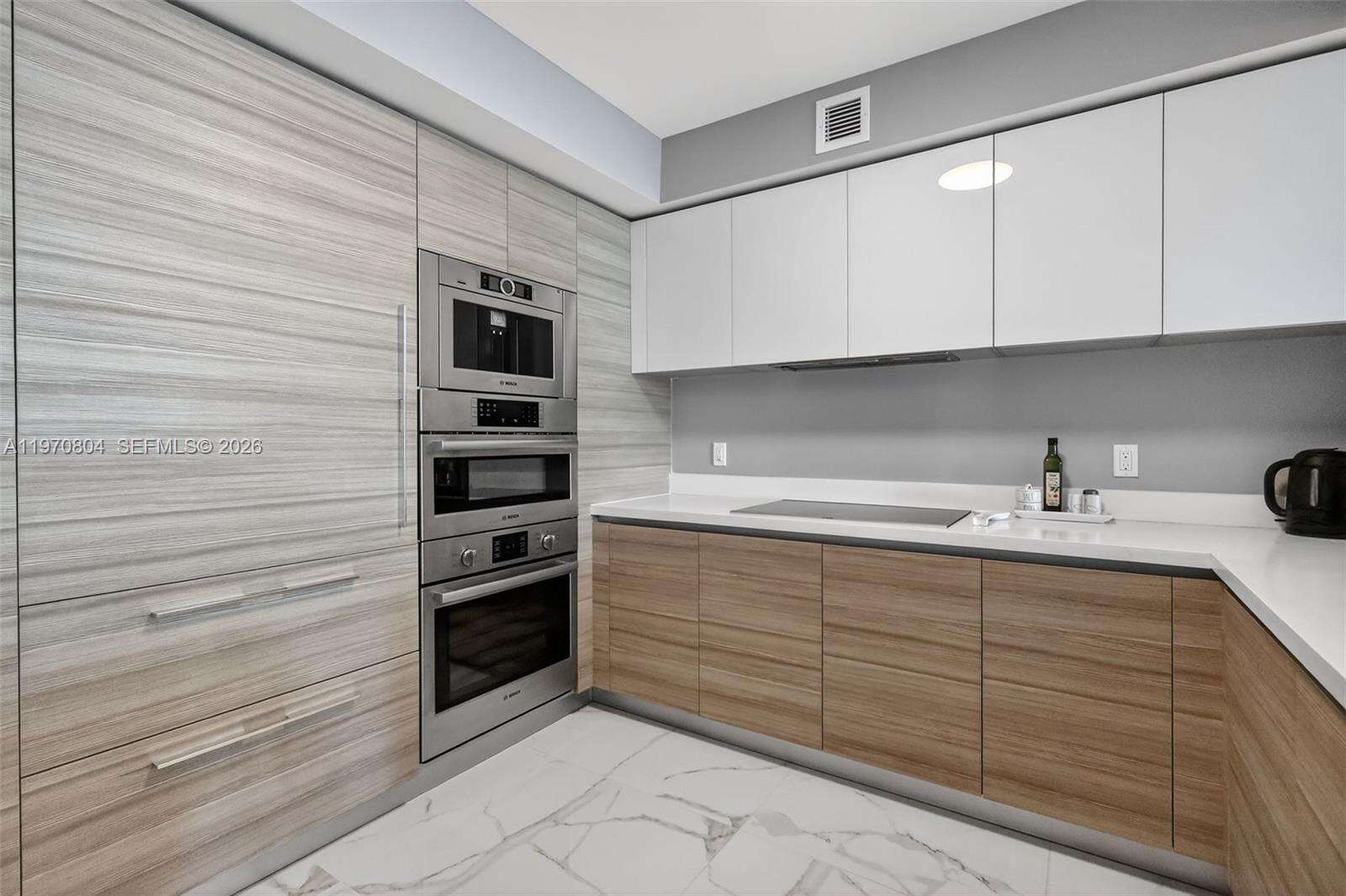 Parque Towers at 300 Sunny Isles Blvd, Sunny Isles Beach, FL 33160 - For Rent photo 7