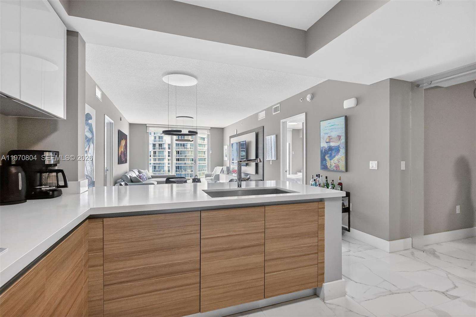 Parque Towers at 300 Sunny Isles Blvd, Sunny Isles Beach, FL 33160 - For Rent photo 9