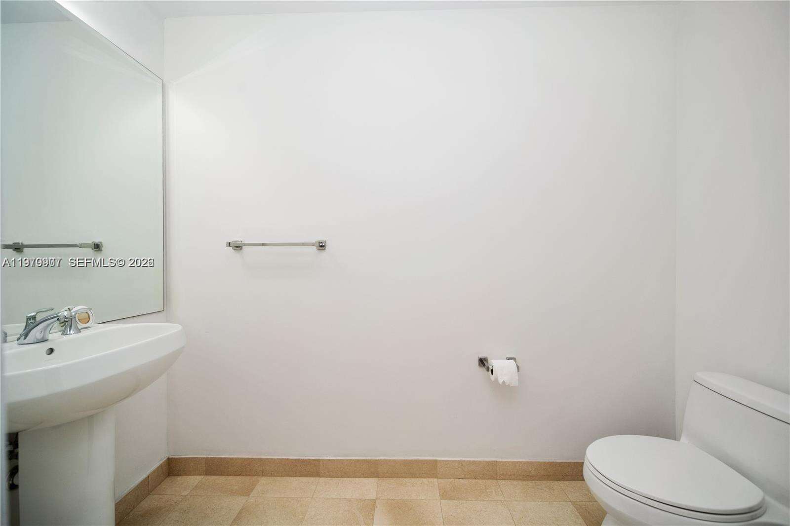 1060 Brickell at 1060 Brickell Ave, Miami, FL 33131 - For Rent photo 13