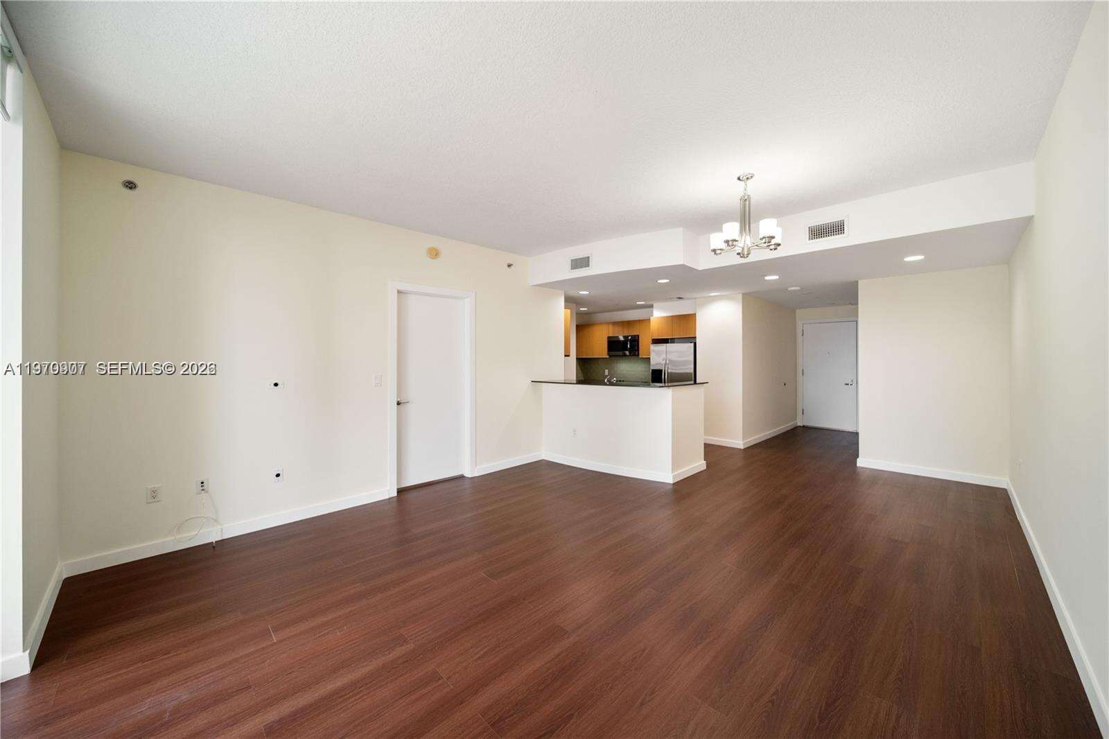 1060 Brickell at 1060 Brickell Ave, Miami, FL 33131 - For Rent photo 16