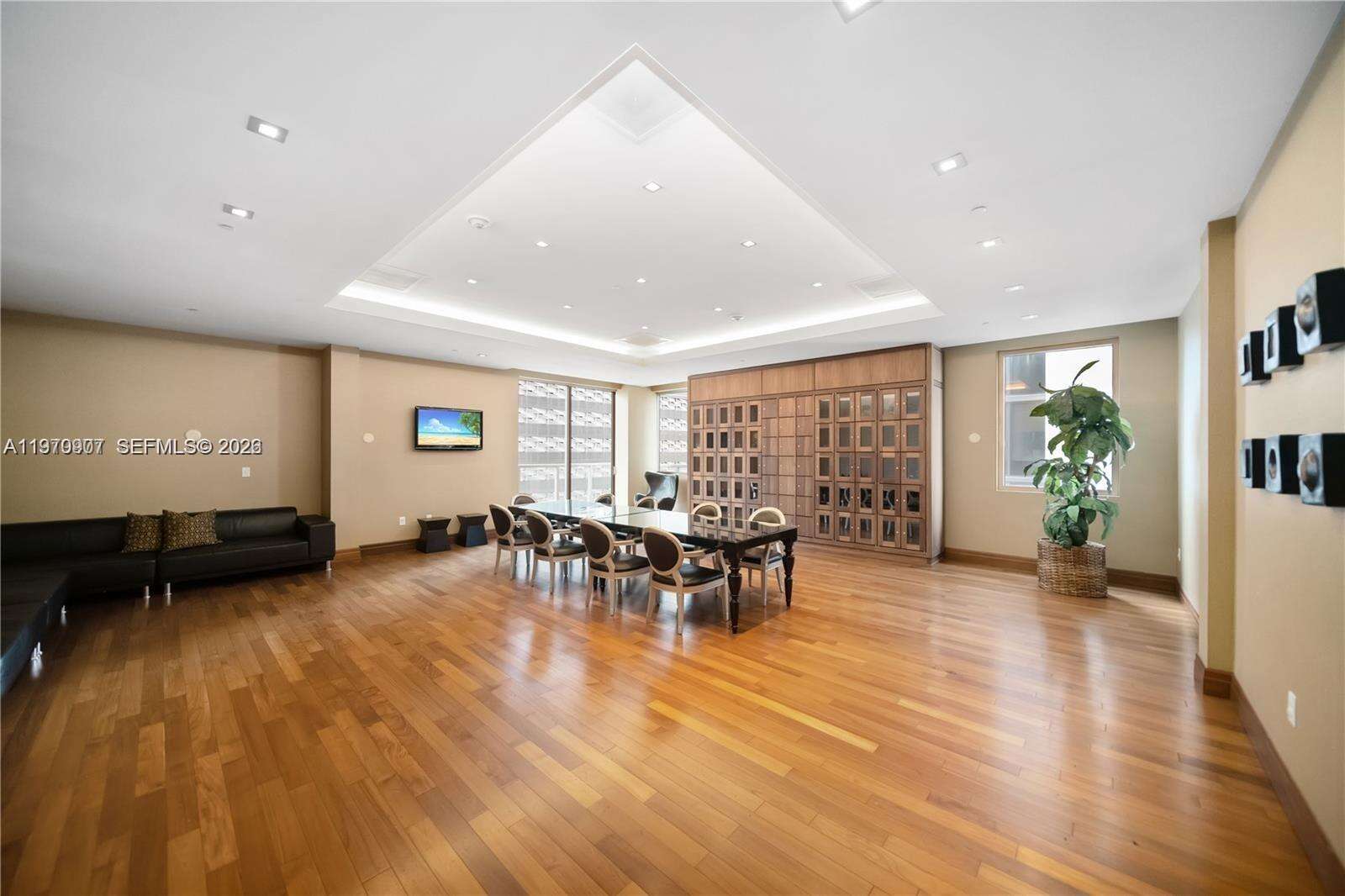 1060 Brickell at 1060 Brickell Ave, Miami, FL 33131 - For Rent photo 33