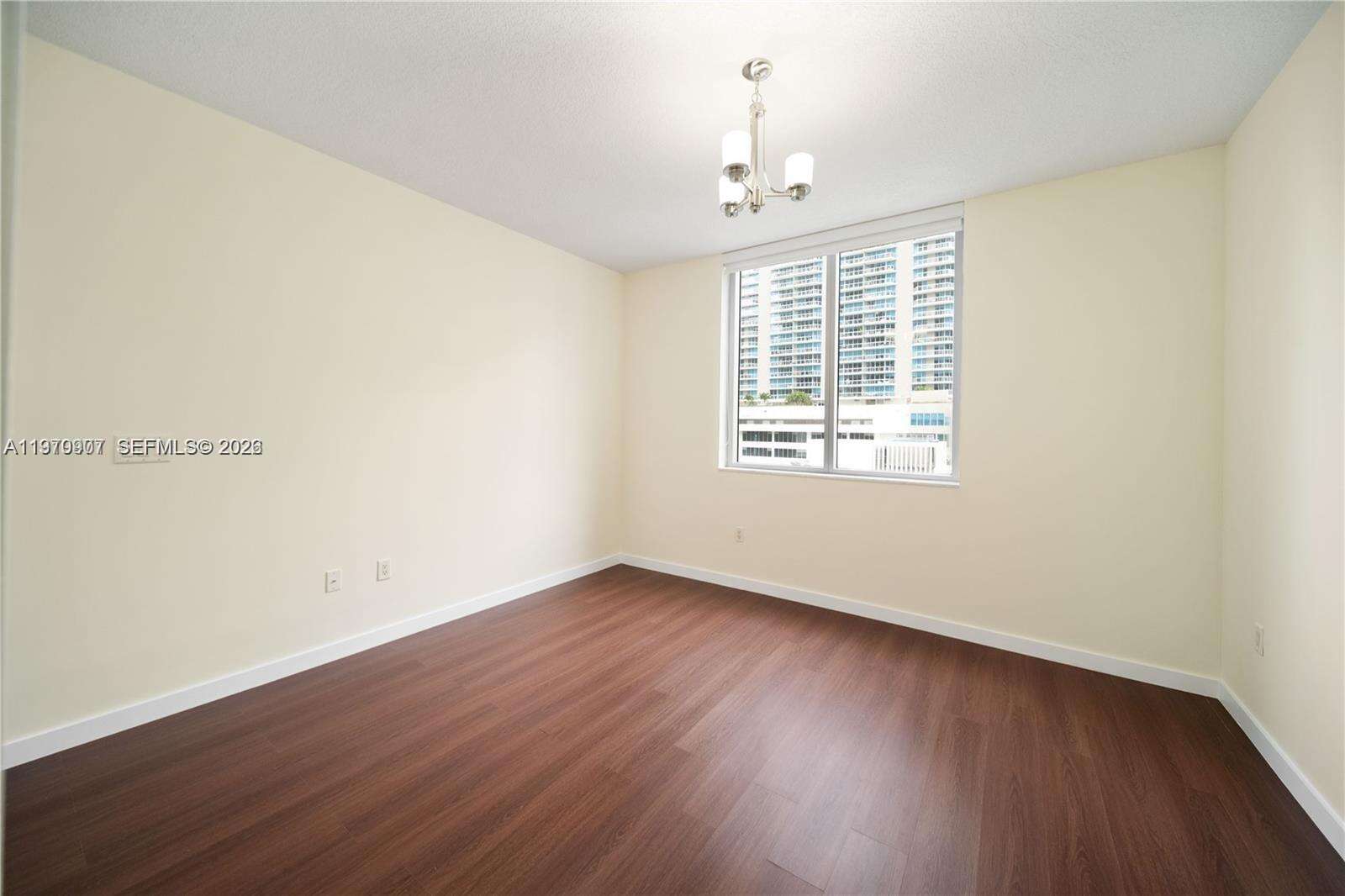 1060 Brickell at 1060 Brickell Ave, Miami, FL 33131 - For Rent photo 7