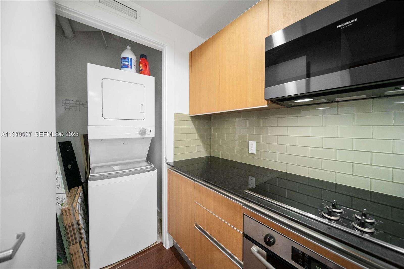 1060 Brickell at 1060 Brickell Ave, Miami, FL 33131 - For Rent photo 10