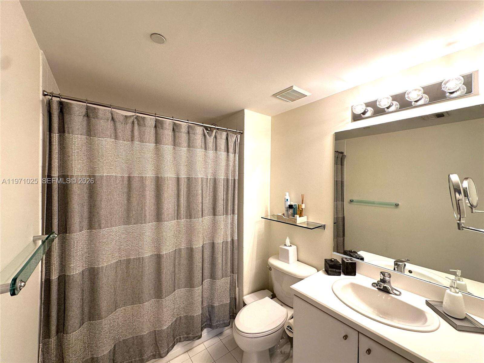 The Metropolitan at 2475 Brickell Ave, Miami, FL 33129 - For Rent photo 18