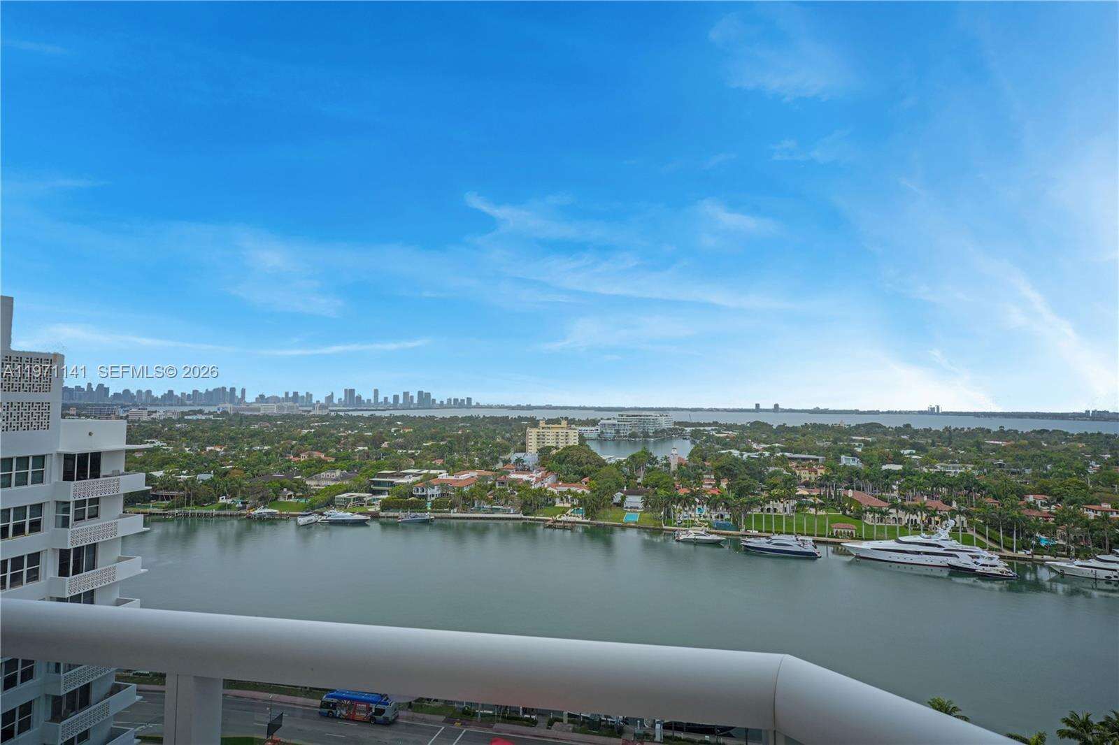 Green Diamond at 4775 Collins Ave, Miami Beach, FL 33140 - For Rent photo 28