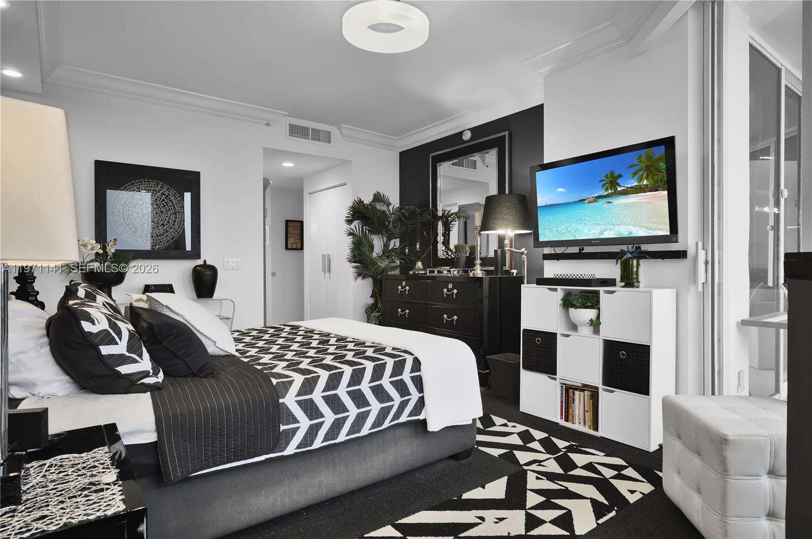 Green Diamond at 4775 Collins Ave, Miami Beach, FL 33140 - For Rent photo 31