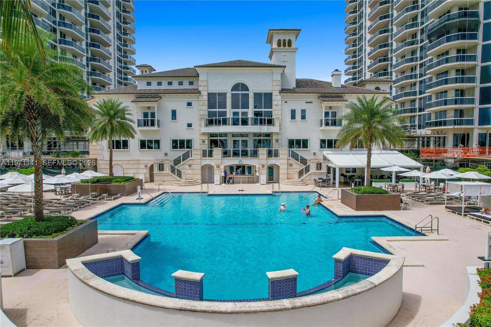 Green Diamond at 4775 Collins Ave, Miami Beach, FL 33140 - For Rent photo 45
