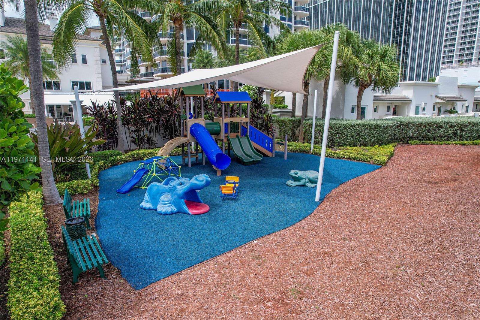 Green Diamond at 4775 Collins Ave, Miami Beach, FL 33140 - For Rent photo 56