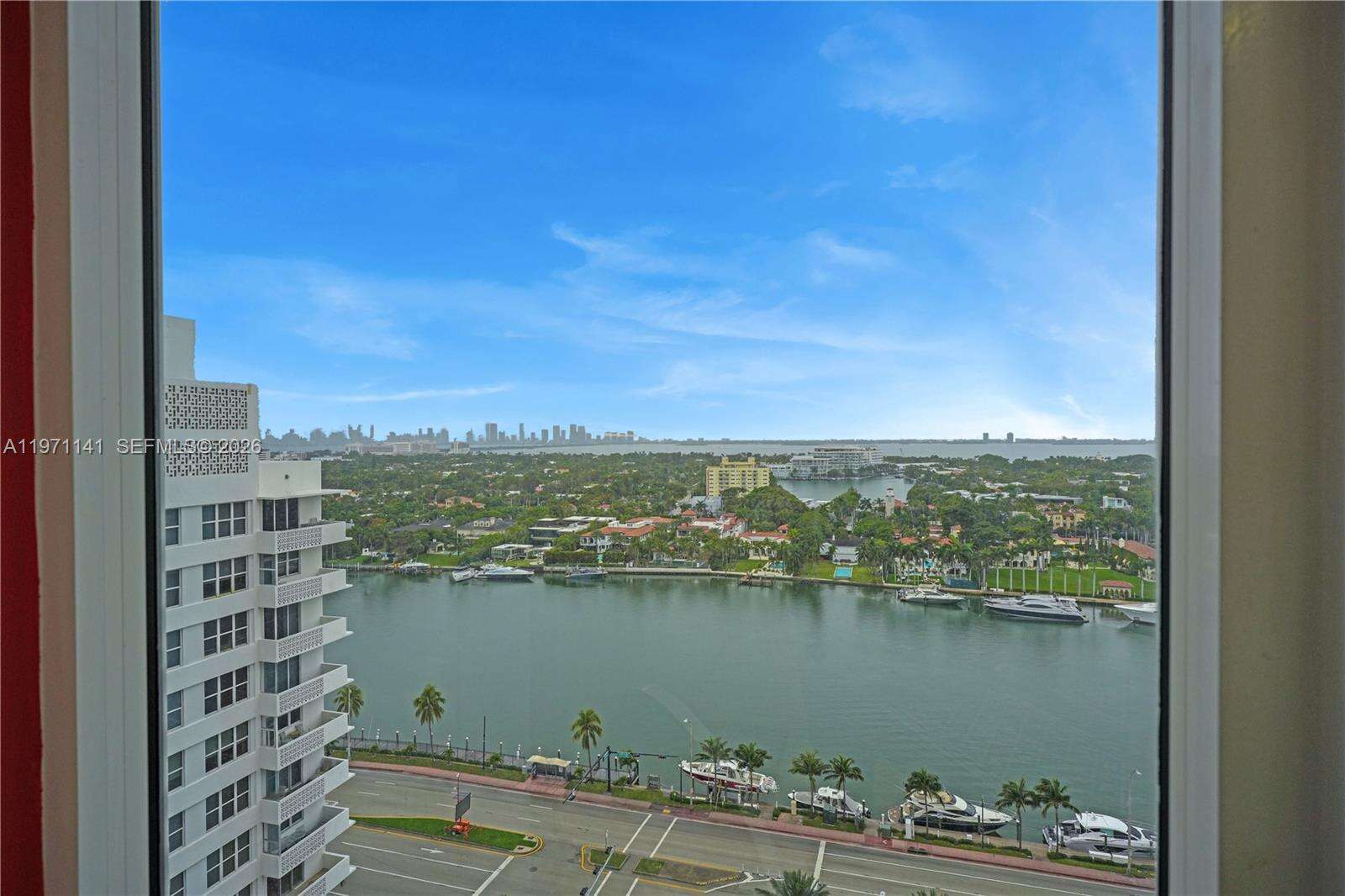 Green Diamond at 4775 Collins Ave, Miami Beach, FL 33140 - For Rent photo 10