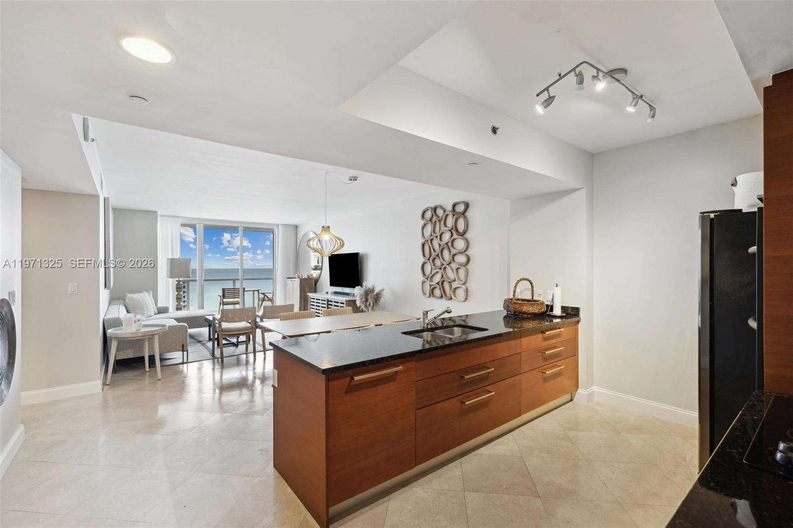 The Beach Club Two at 1830 Ocean Dr, Hallandale Beach, FL 33009 - For Rent photo 9