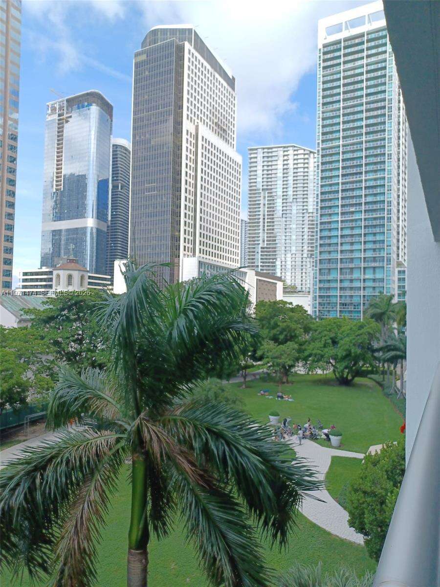 Icon Brickell 2 at 495 Brickell Ave, Miami, FL 33131 - For Rent photo 20