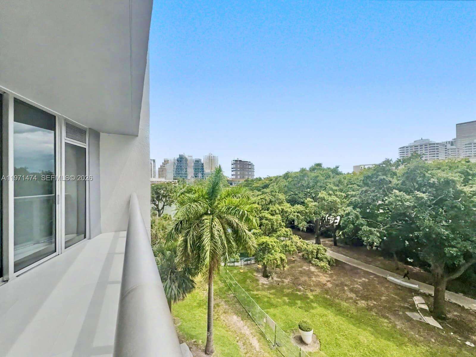 Icon Brickell 2 at 495 Brickell Ave, Miami, FL 33131 - For Rent photo 23