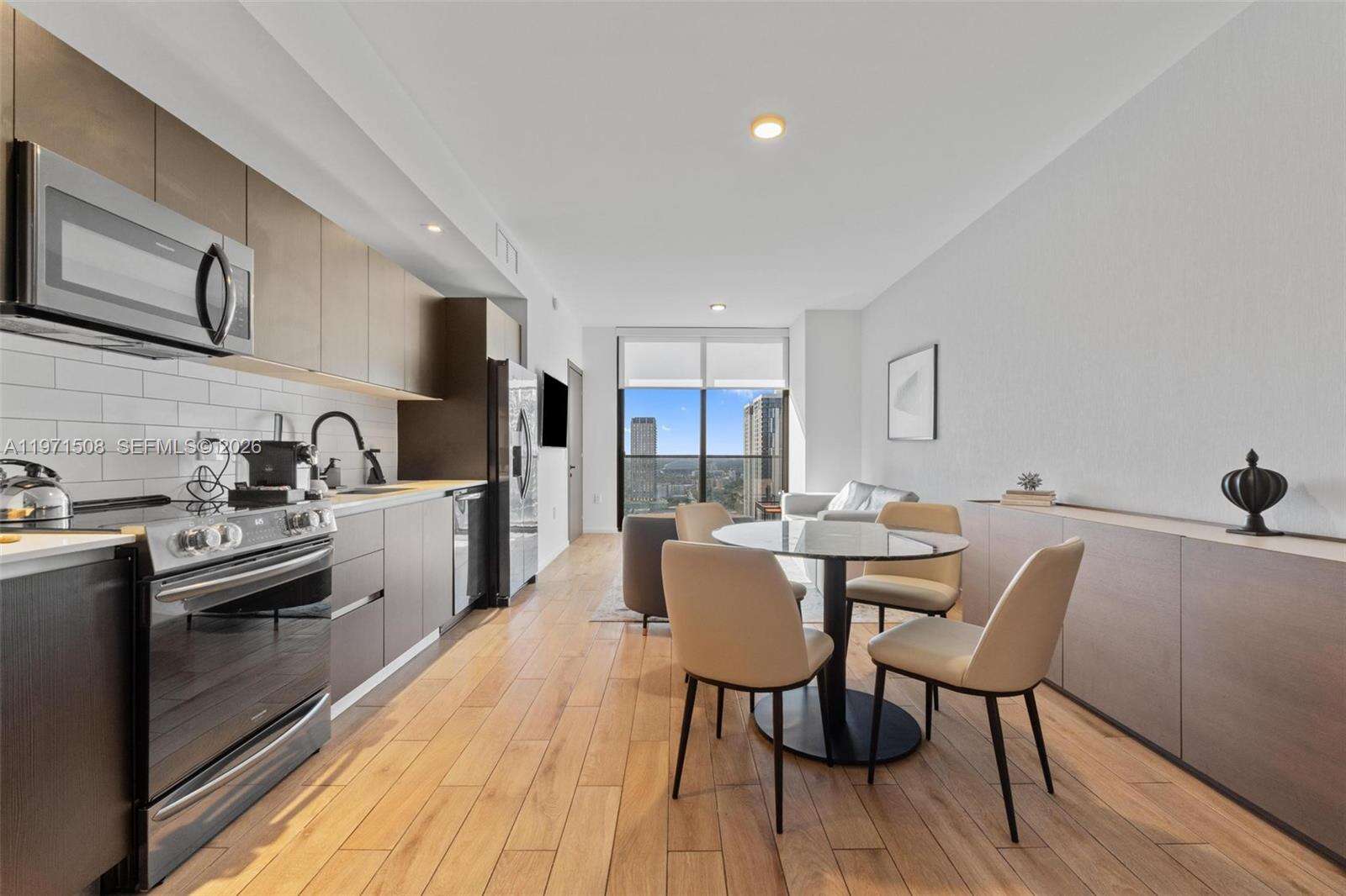 The Elser at 398 5 St, Miami, FL 33132 - For Rent photo 6