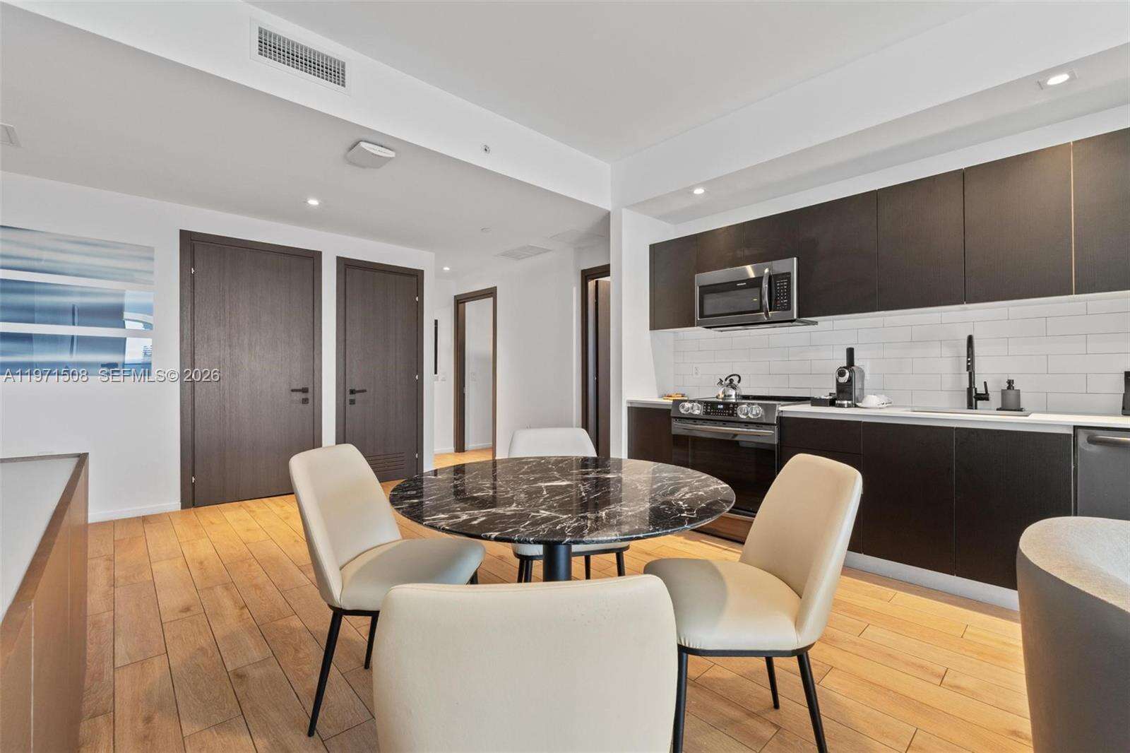 The Elser at 398 5 St, Miami, FL 33132 - For Rent photo 9