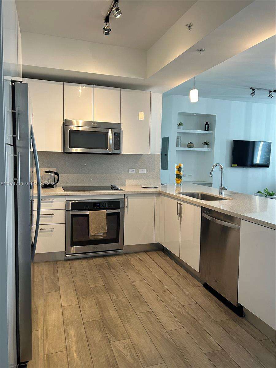 Nine At Mary Brickell Village at 999 1 Ave, Miami, FL 33130 - For Rent photo 12