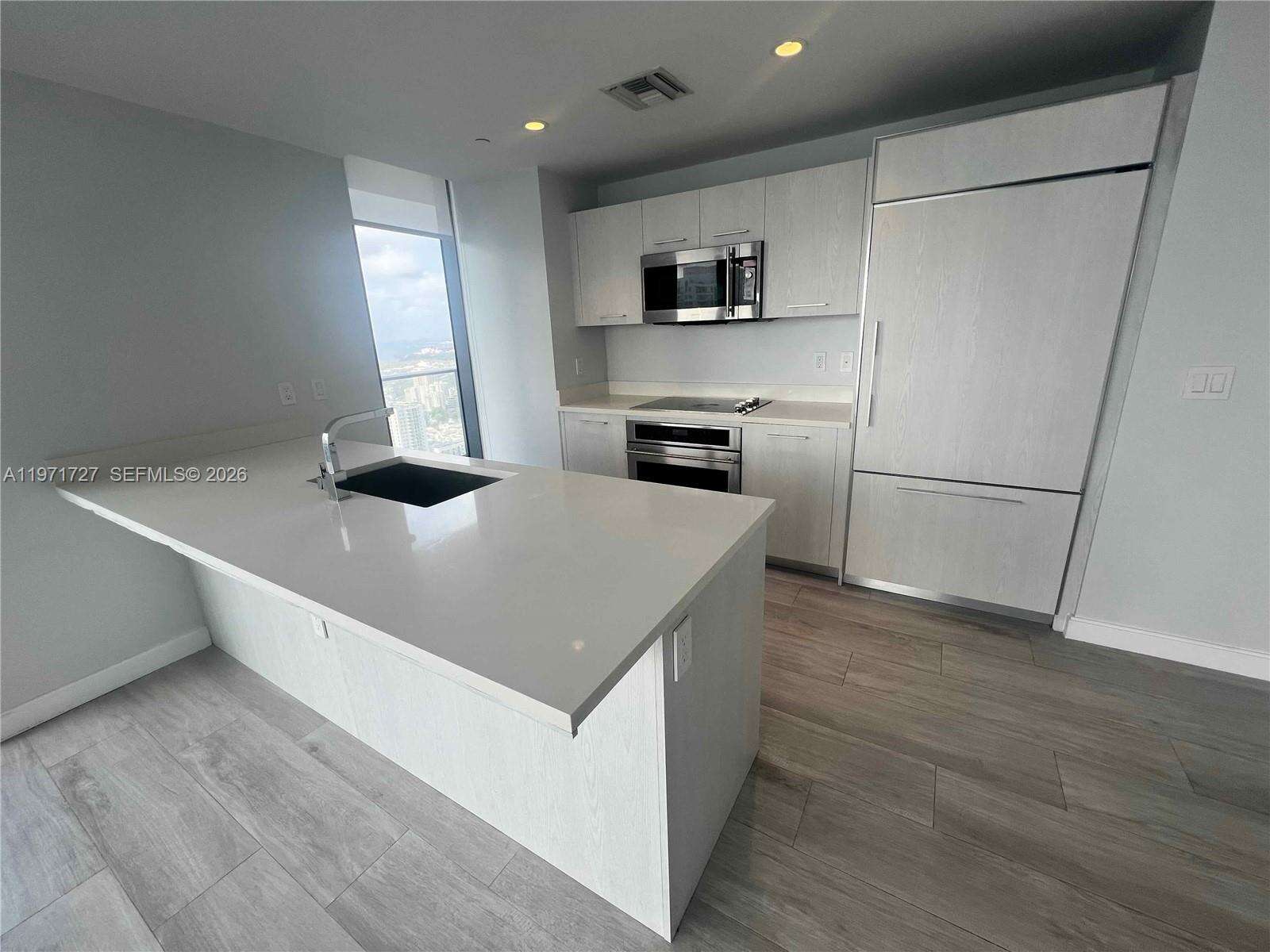 Brickell Heights East at 45 9 St, Miami, FL 33130 - For Rent photo 8