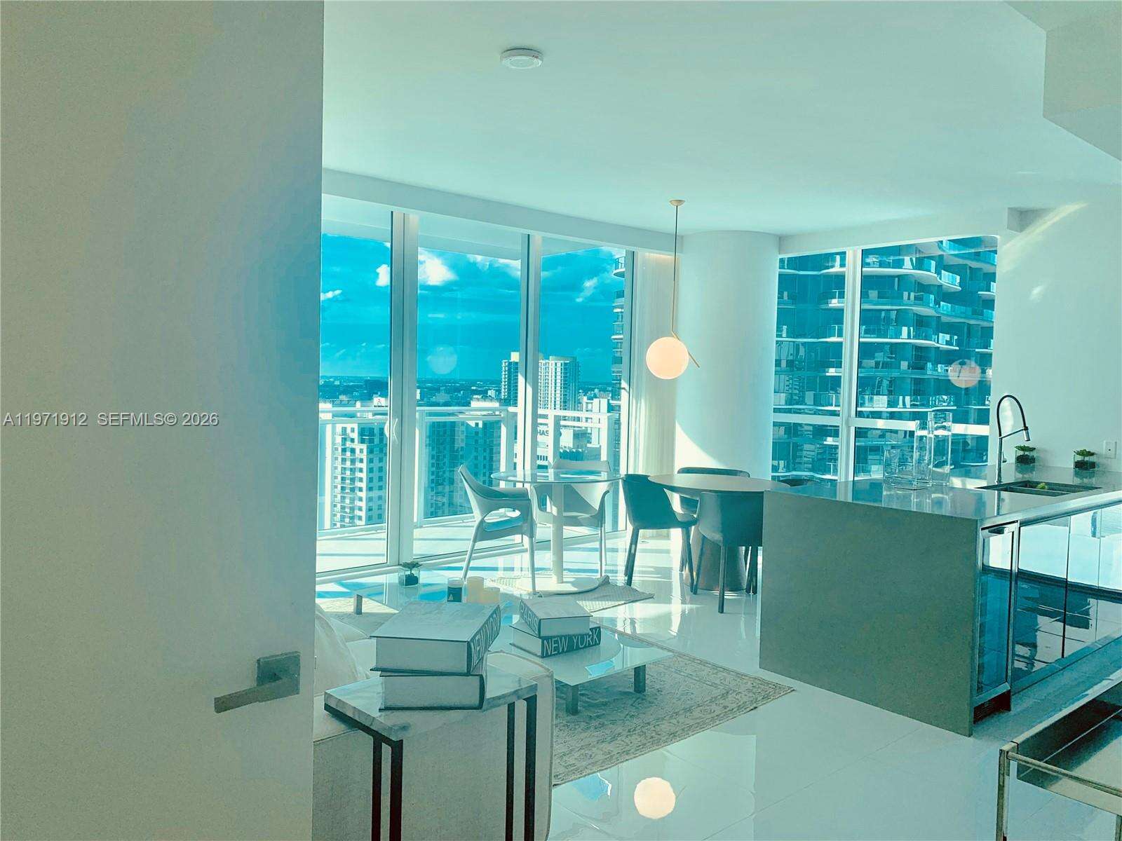 The Bond On Brickell at 1080 Brickell Ave, Miami, FL 33131 - For Rent photo 11